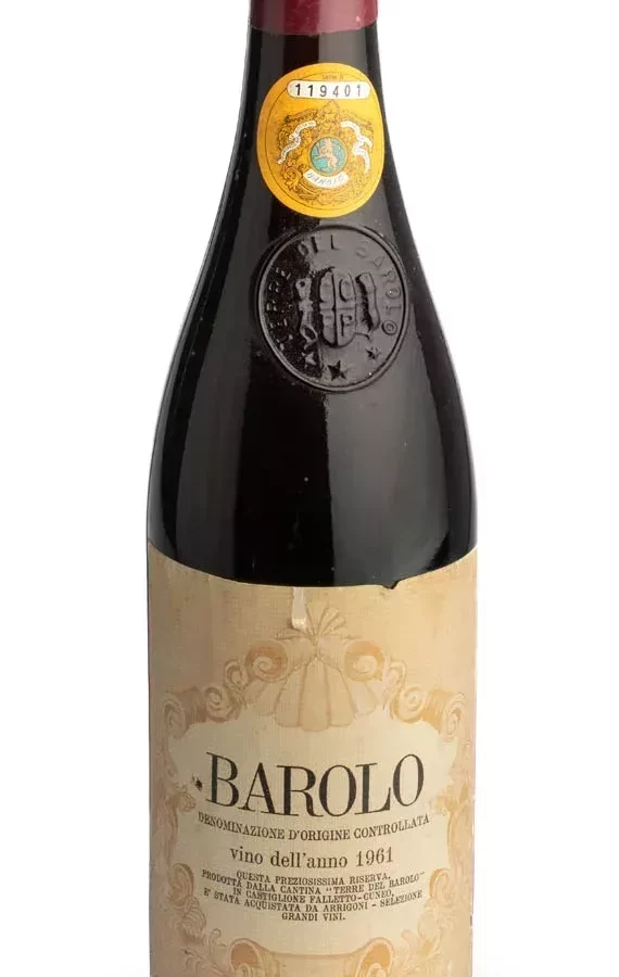 Buy Barolo Lazzarito 1971 – Fontanafredda at 230.00€ only Buy Barolo Lazzarito 1971 – Fontanafredda at 230.00€ only